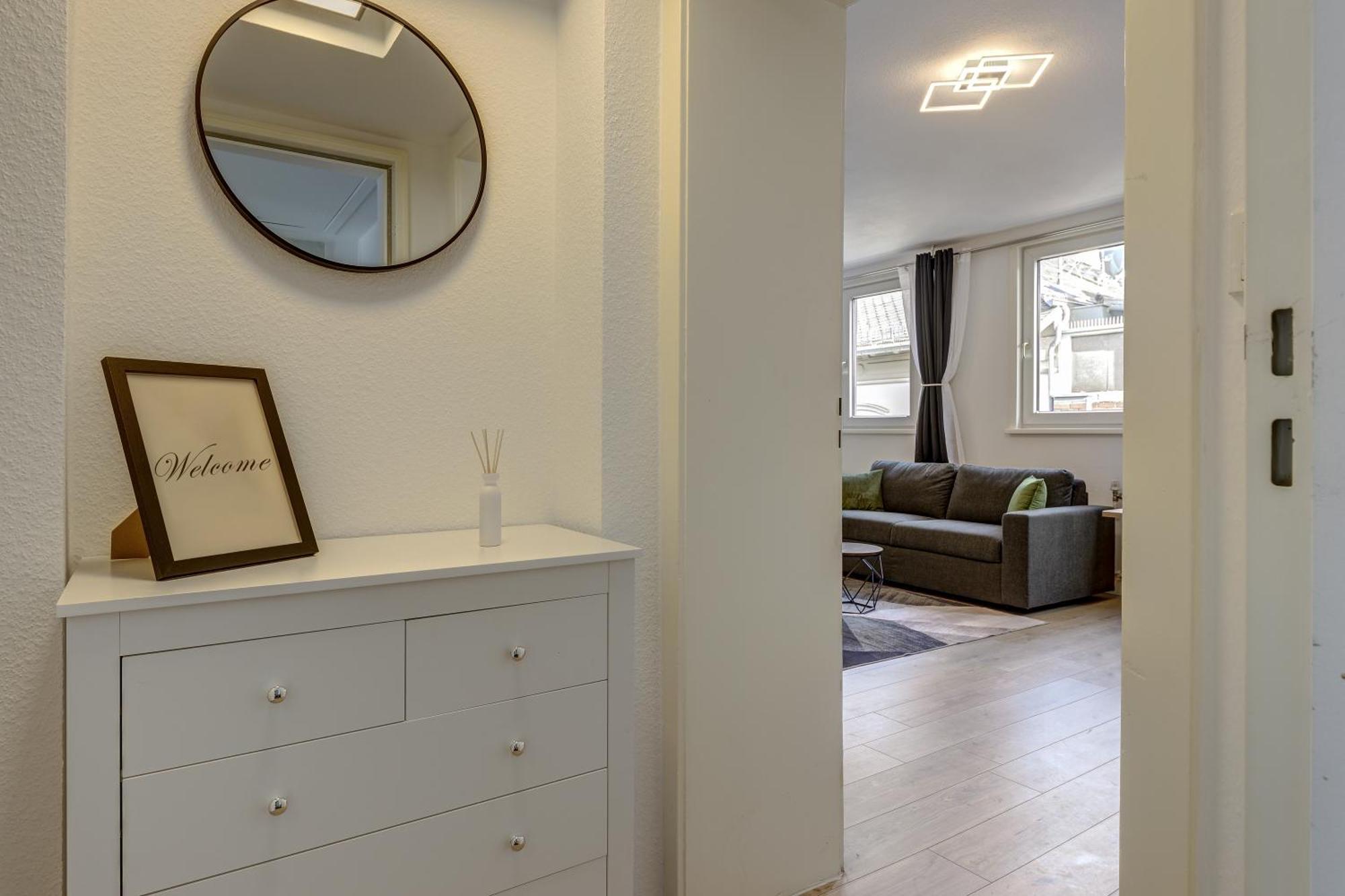 K&m - Zentral - Mit Arbeitsplatz - Rmcc In Der Naehe Apartment Wiesbaden