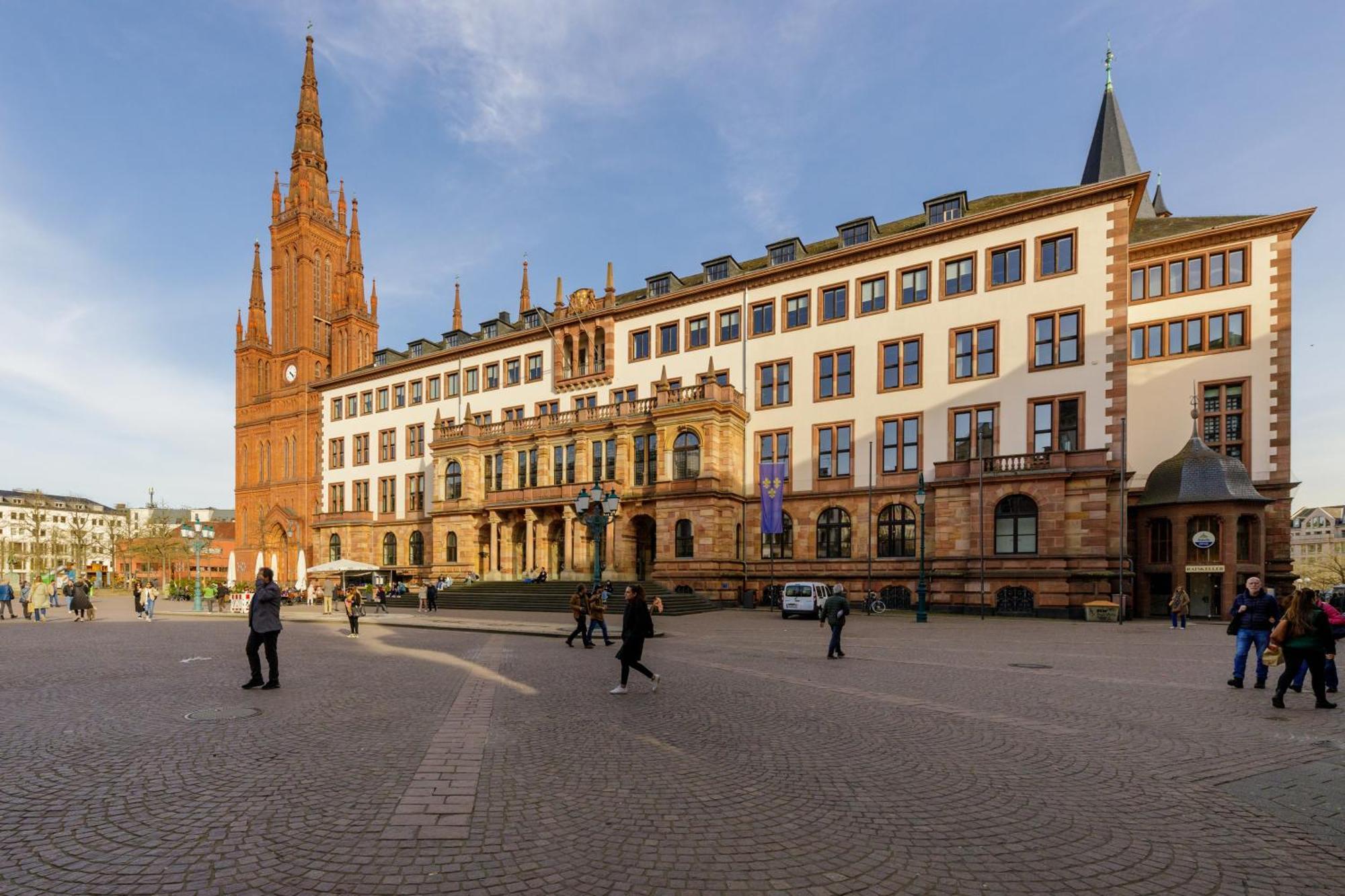 Apartment K&m - Zentral - Mit Arbeitsplatz - Rmcc In Der Naehe *